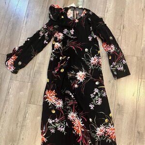 New with tags H&M long-sleeve floral dress size XS